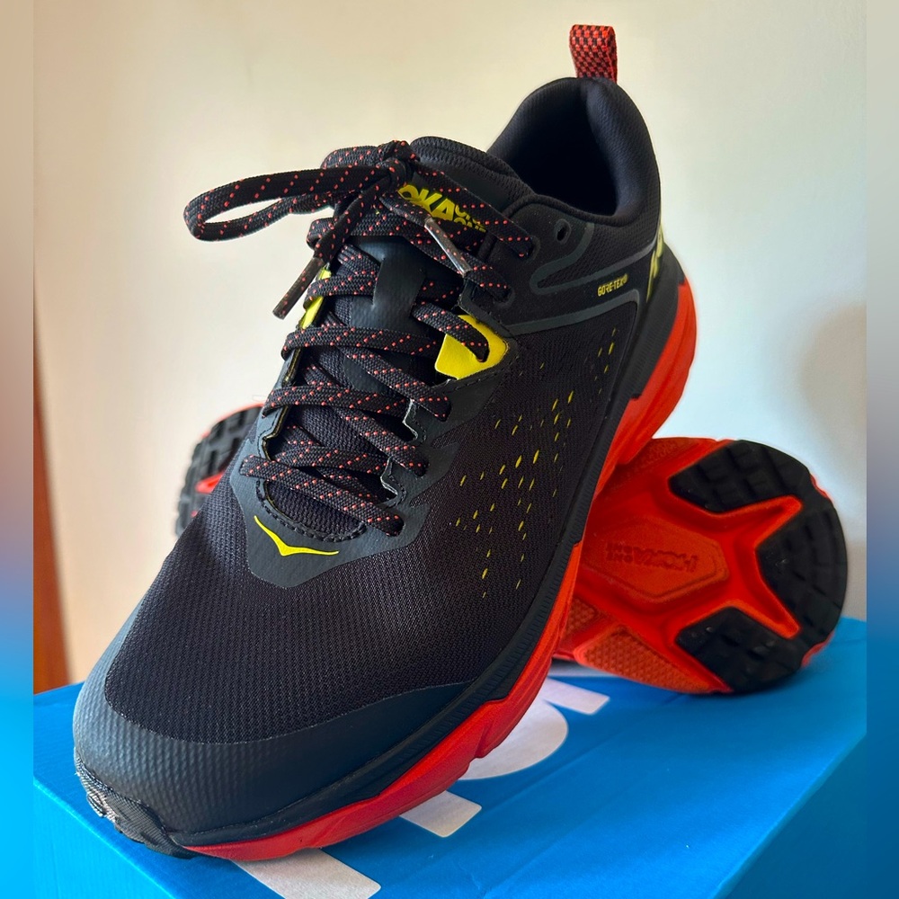 Hoka Men's Challenger ATR 6 GTX Shoes - Black, Orange, 10.5 US